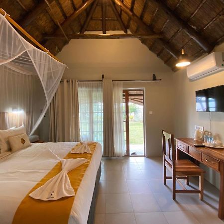 Big 5 Toro Lodge Kasane Ngoại thất bức ảnh